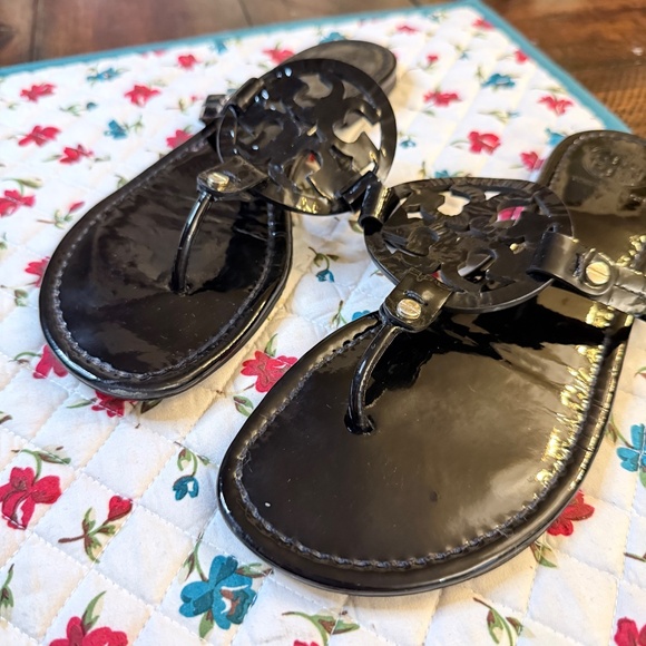 ✨ Tory Burch Miller Sandals – Size 11 – Black Patent – Like New ✨ - Picture 5 of 12